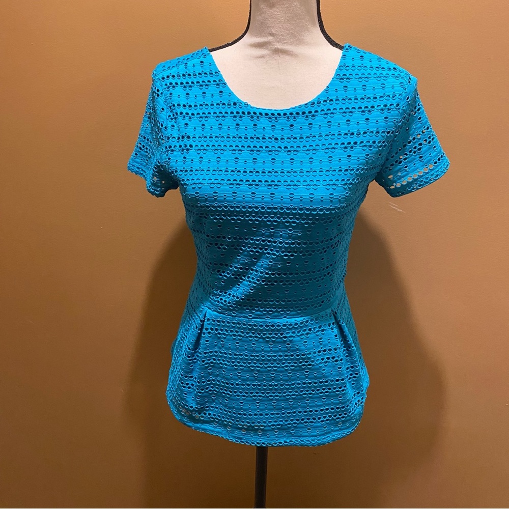 Apt 9 short sleeve green eyelet lined top sz petite medium